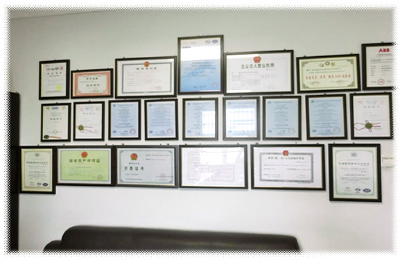 �ό�̩��늚�