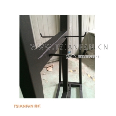 馬賽克三面旋轉(zhuǎn)架